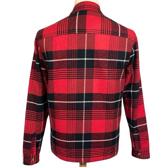 Timberland Red Plaid Quilted Flannel Jacket Men’s S Workwear Shacket NWOT - Picture 5 of 13